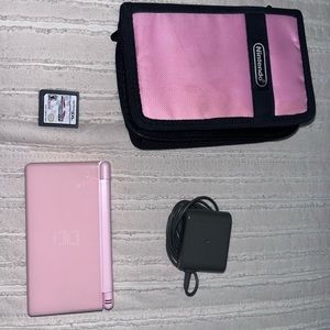 Light pink DS Lite and Mario Kart Game